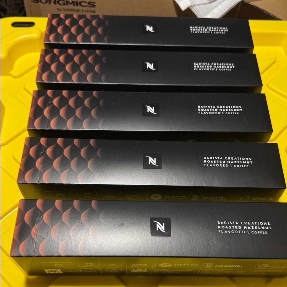 Nespresso Barista Creations Roasted Hazelnut Vertuo Pods Best by date 9/30/2025